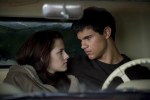 Bella realizes she could be happy with Jacob after Edward leaves her in New Moon.